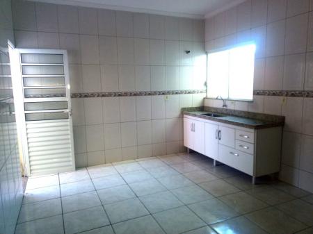 Casa à venda no Residencial e Comercial Laerte Asumpção: 